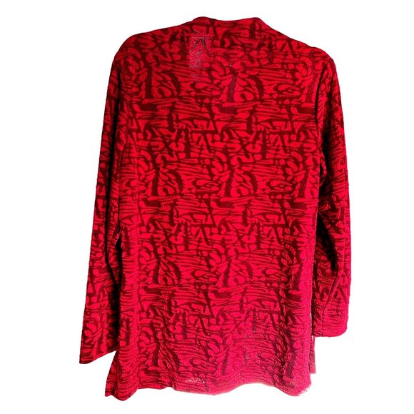 Coldwater Creek size M red textured 4 button top - Picture 2 of 6